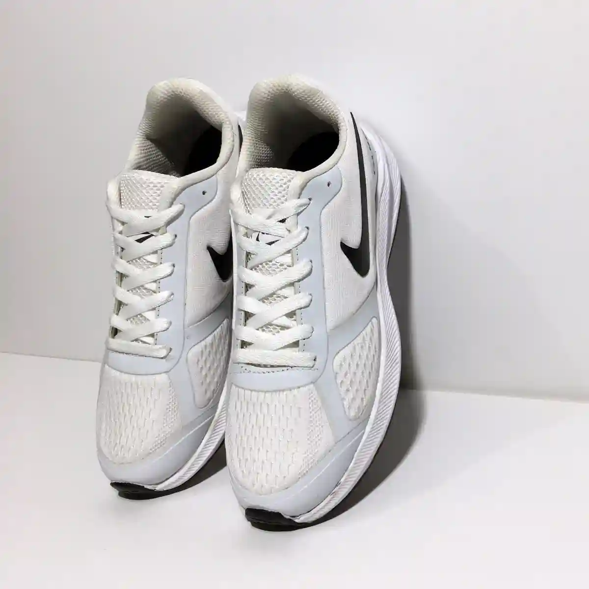 کتونی مردانه نایک گاید سفید مشکی / NIKE guide